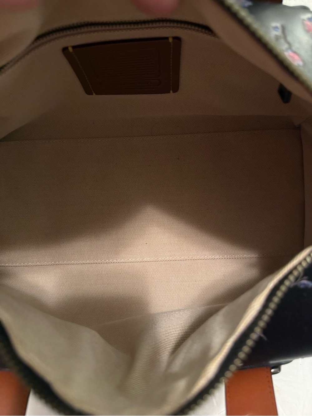 EUC Coach Mailbox Bag 1941 Prairie Rose - Picture 14 of 15